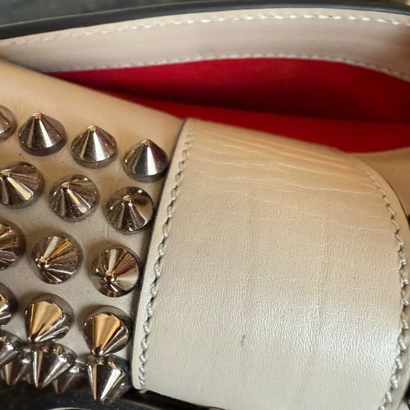 Christian Louboutin RARE Mini Spike Sweet
Charity Crossbody - Picture 8 of 15